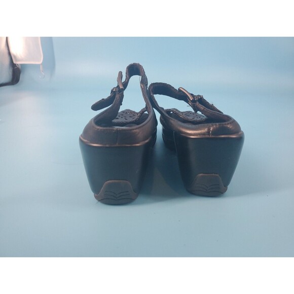 Womens Peep Toe Cloggs Sz 7 Floral Cut Out Boho Black Leather White Mountain - Picture 5 of 12